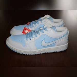 NWT Air Jordan 1 Low SE